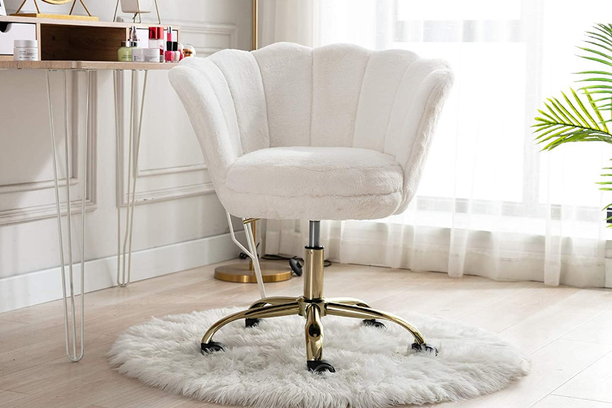 Boucle chair